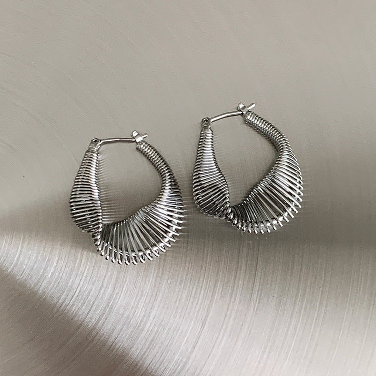 Metallic Twisted Irregular U-shaped Earrings