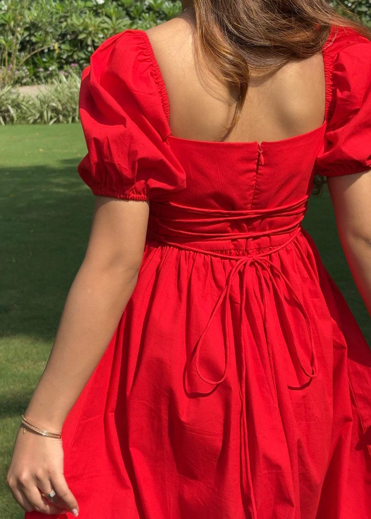 Red Bubble Sleeve Lace-Up Dress