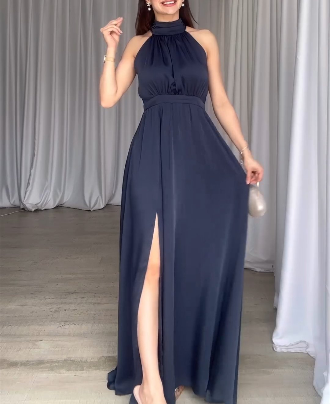 Elegant Sleeveless Waistless Maxi Dress