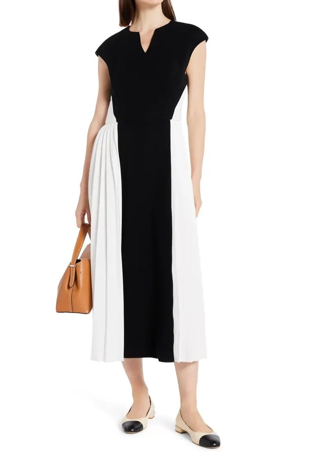 Black and White Colorblocked Sleeveless Maxi Dress