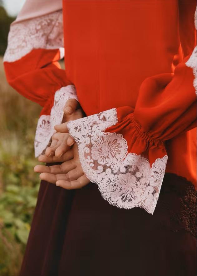 Colorblocked Lace Delicate Fall Dress