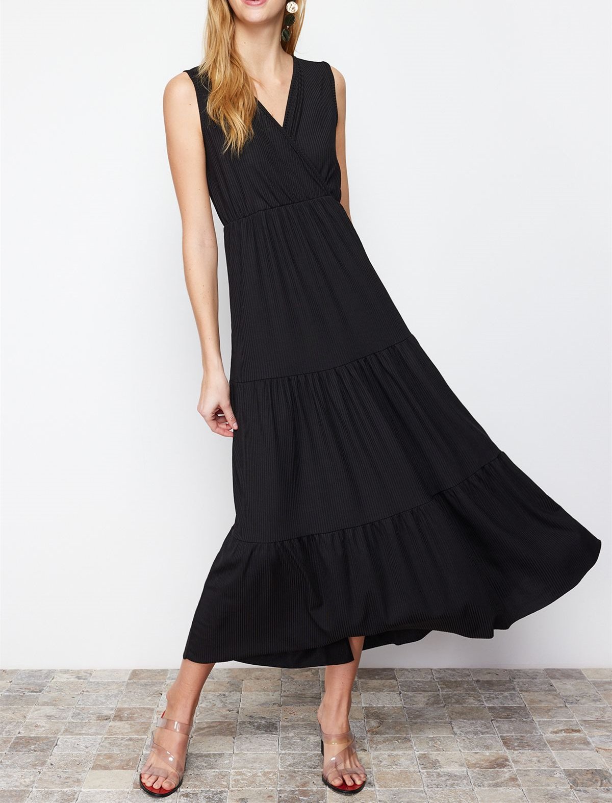 Black Deep V Maxi Dress