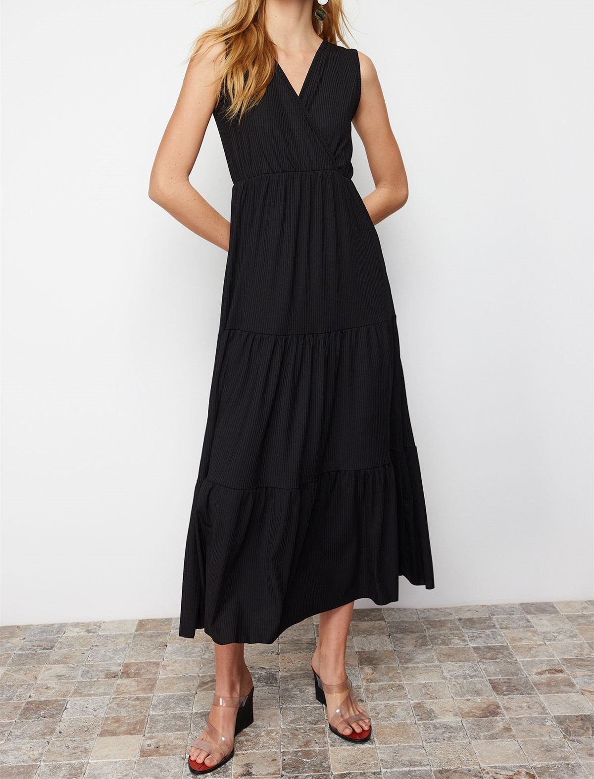 Black Deep V Maxi Dress