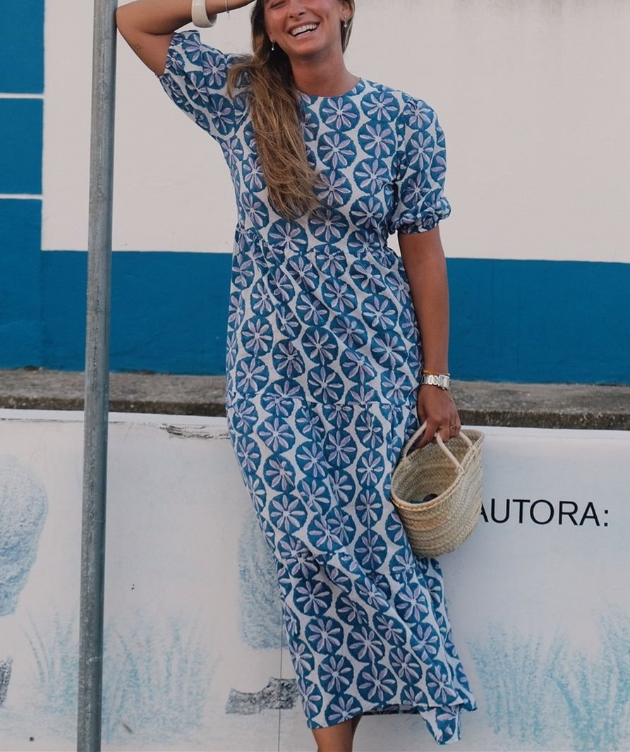 Blue and white floral backless dress