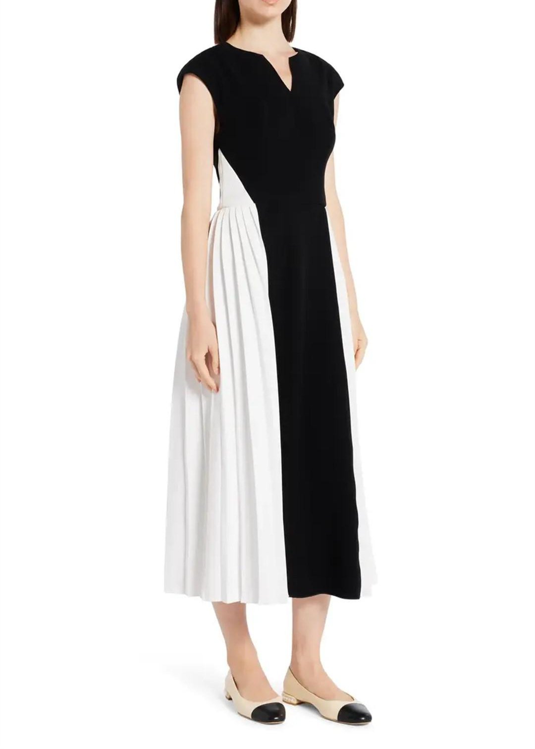 Black and White Colorblocked Sleeveless Maxi Dress